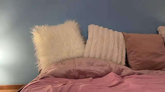 Snapshot of Martimartinaxx chatting on 8, 1, 2026 Martimartinaxx online show from 8, 1, 2026