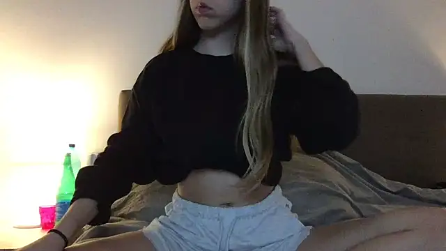 Martimartinaxx online show from 12, 5, 2026