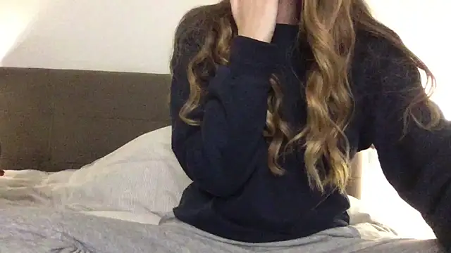 Snapshot of Martimartinaxx chatting on 15, 2, 2026 Martimartinaxx online show from 15, 2, 2026