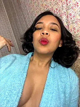 Snapshot of Esmerald_1111 chatting on 4, 12, 2025 Esmerald 1111 online show from 4, 12, 2025