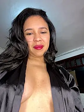 Snapshot of Esmerald_1111 chatting on 8, 1, 2026 Esmerald 1111 online show from 8, 1, 2026