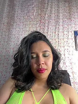 Snapshot of Esmerald_1111 chatting on 17, 12, 2025 Esmerald 1111 online show from 17, 12, 2025