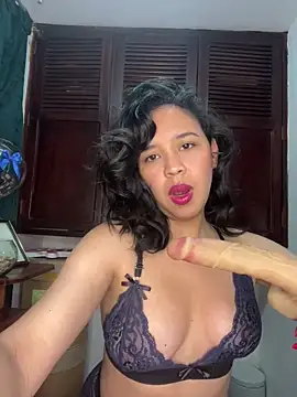 Snapshot of Esmerald_1111 chatting on 17, 2, 2026 Esmerald 1111 online show from 17, 2, 2026