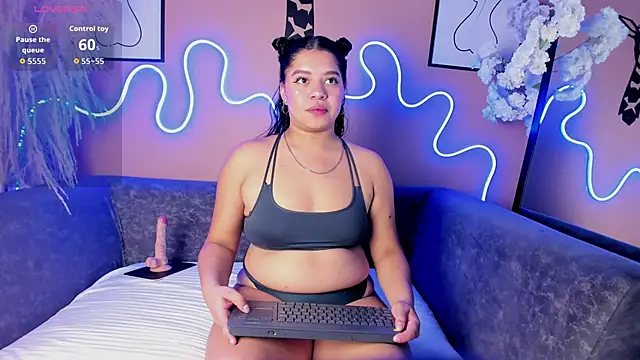 ella evans  online show from 29, 11, 2025