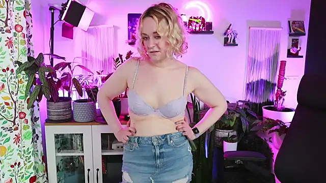 xzoeyryanx online show from 7, 4, 2026