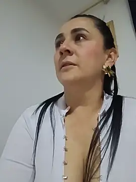 Sex Annie online show from 5, 6, 2026