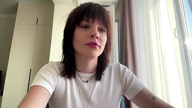 LollySimes online show from 26, 11, 2025