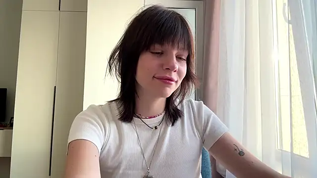 LollySimes online show from 28, 11, 2025