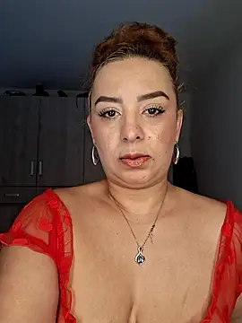 Snapshot of sahara_paker chatting on 10, 7, 2026 sahara paker online show from 10, 7, 2026