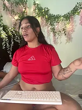 ArielleMillerr- online show from 29, 4, 2026