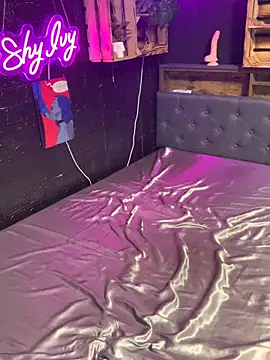 Shy-Ivy online show from 30, 11, 2025