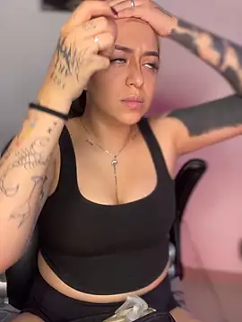 VeloraVyxen  online show from 30, 11, 2025