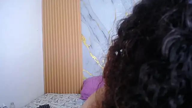 Annie Chers online show from 30, 11, 2025