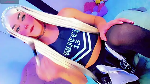 Snapshot of Shiaki_04 chatting on 13, 6, 2026 Shiaki 04 online show from 13, 6, 2026