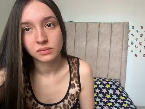 Glowsiren online show from 19, 11, 2025