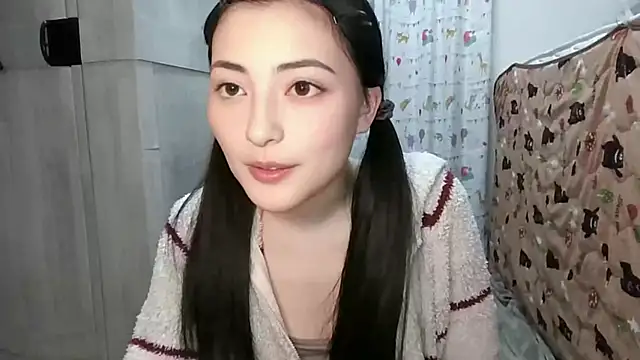 kaede 2112 online show from 3, 3, 2026