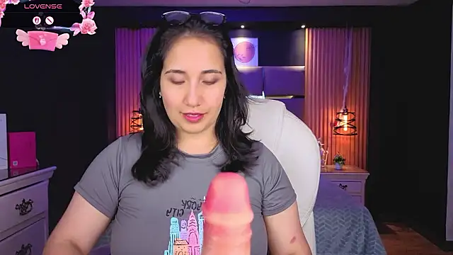 Snapshot of Lauroberts7 chatting on 16, 2, 2026 Lauroberts7 online show from 16, 2, 2026