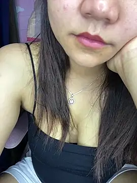 Snapshot of Sunset-yll chatting on 5, 7, 2026 Sunset-yll online show from 5, 7, 2026