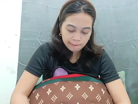 Ursexyasianskinny online show from 3, 4, 2026