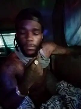 Faevaca38  online show from 25, 11, 2025