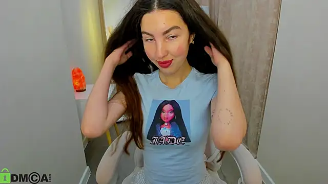 LiraRevery online show from 5, 12, 2025