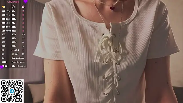 UmbraVelour online show from 2, 4, 2026