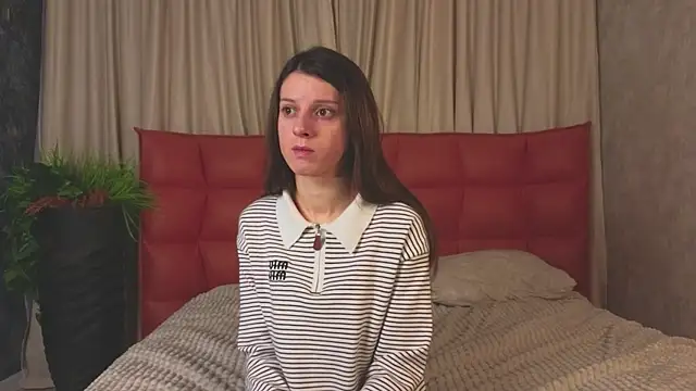 VelvetNyxen online show from 17, 12, 2025