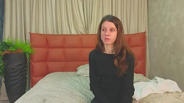 VelvetNyxen online show from 18, 12, 2025