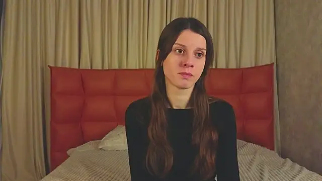 VelvetNyxen online show from 4, 12, 2025