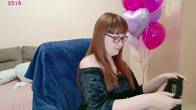 Foxy-lady online show from 31, 5, 2026