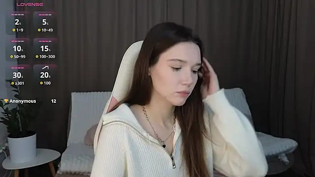 NicoletteBean online show from 24, 11, 2025