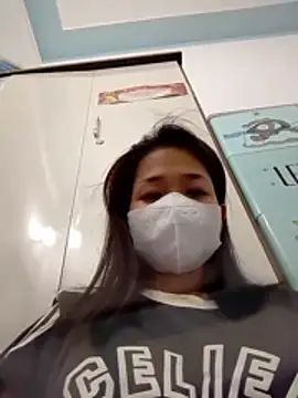 PamPii2x online show from 9, 4, 2026