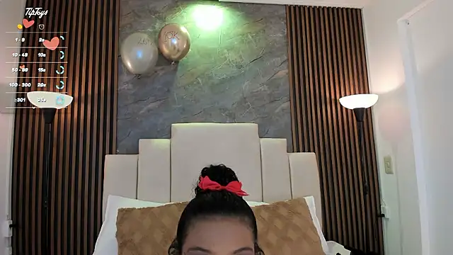 catiusca reyes 03 online show from 11, 1, 2026