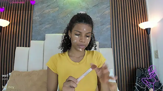 catiusca reyes 03 online show from 7, 4, 2026