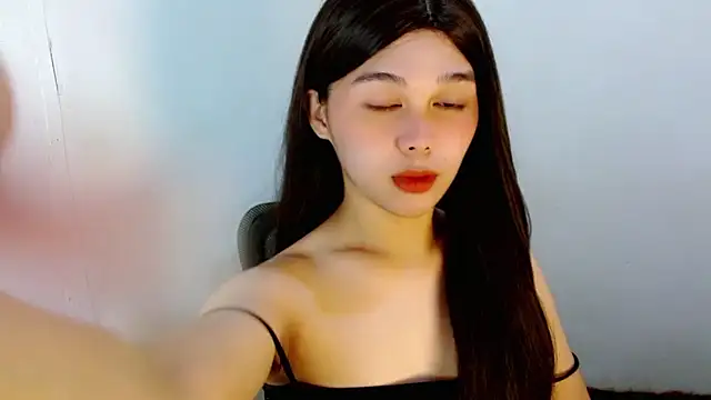 sluttyLeila online show from 8, 1, 2026