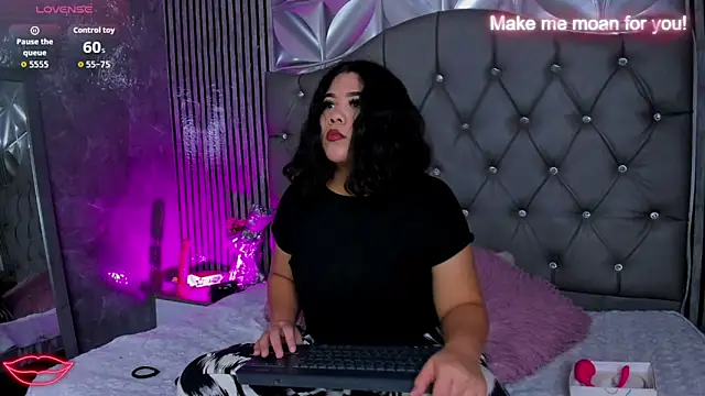 Amanda Mooree online show from 29, 5, 2026