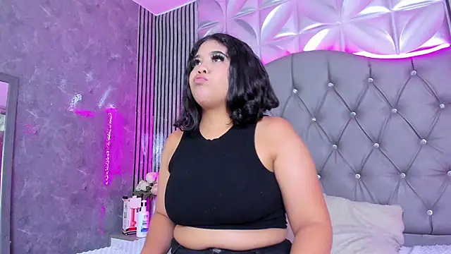 Amanda Mooree online show from 3, 5, 2026