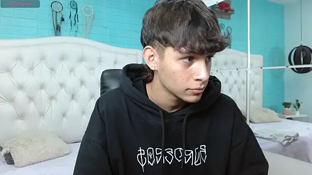 DraxBlade09 online show from 10, 4, 2026