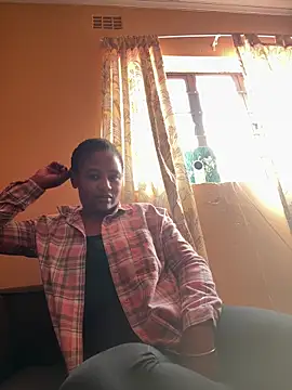 Snapshot of Sexycharmaine chatting on 26, 11, 2025 Sexycharmaine online show from 26, 11, 2025