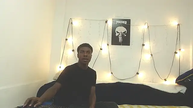 NoahJhonson69 online show from 17, 12, 2025