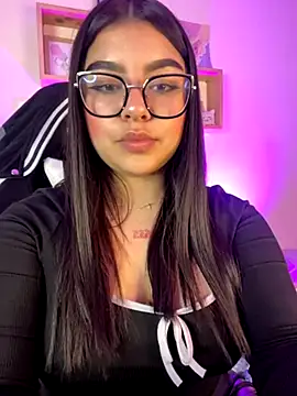 Snapshot of Marianaa__ chatting on 20, 11, 2025 Marianaa online show from 20, 11, 2025