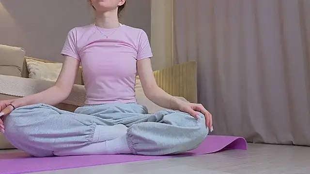 JaymieLarkey online show from 5, 1, 2026