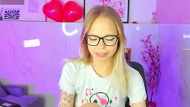 lucy loy online show from 6, 2, 2026