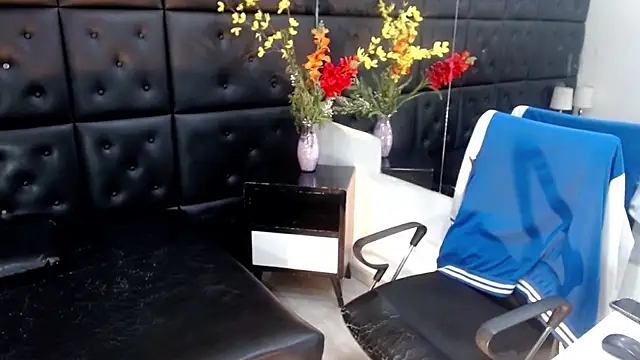 ChrisHott01 online show from 30, 11, 2025