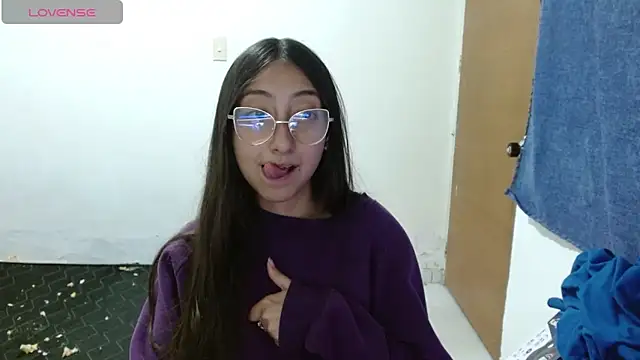 Nanylux online show from 12, 4, 2026