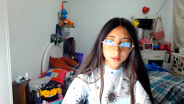 Nanylux online show from 21, 11, 2025