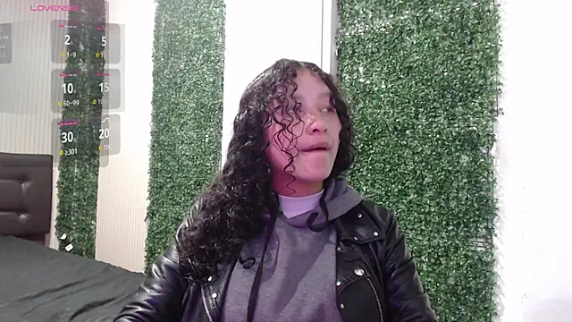 pettymoon1 online show from 27, 11, 2025