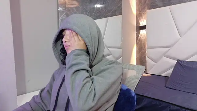 pettymoon1 online show from 20, 12, 2025