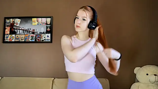 MichelinaCropleys online show from 3, 12, 2025