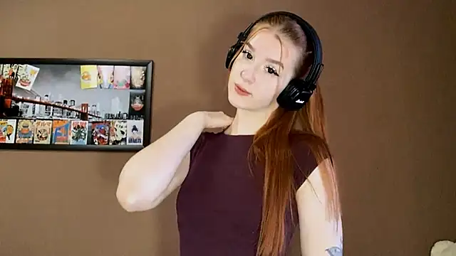 MichelinaCropleys online show from 4, 12, 2025